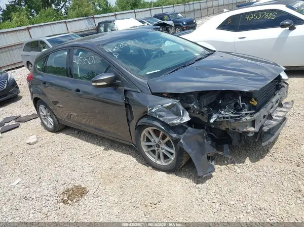 1FADP3K28HL283373 2017 FORD FOCUS - Image 1