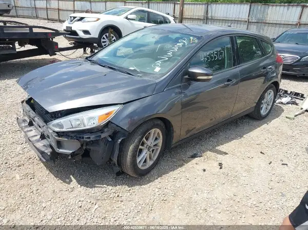1FADP3K28HL283373 2017 FORD FOCUS - Image 2