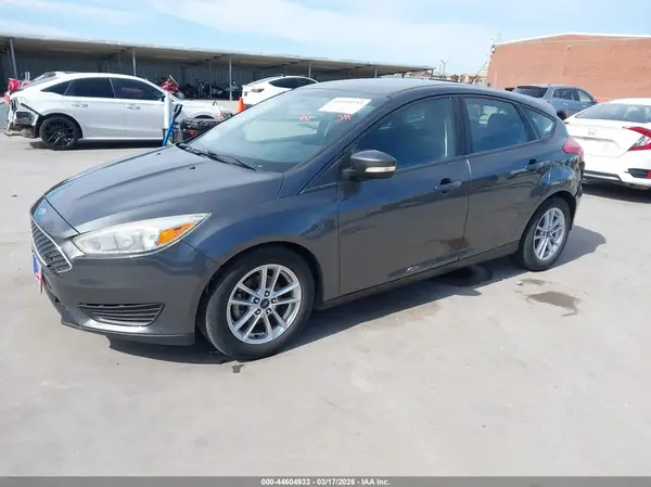 1FADP3K28HL284037 2017 FORD FOCUS - Image 2