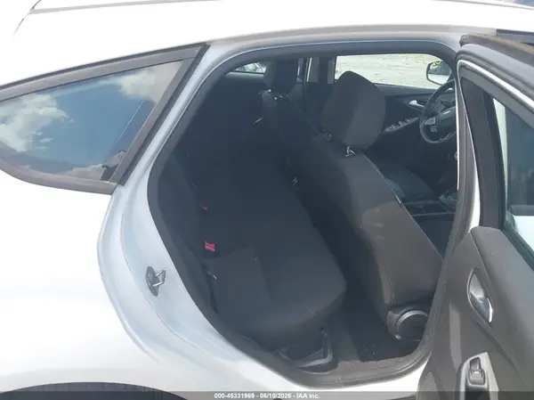 1FADP3K28HL286175 2017 FORD FOCUS - Image 8