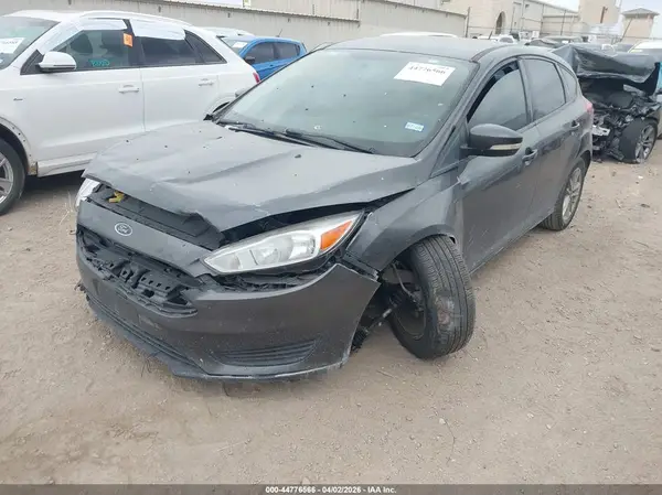 1FADP3K28HL295555 2017 FORD FOCUS - Image 2