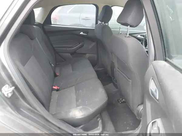 1FADP3K28HL295555 2017 FORD FOCUS - Image 8