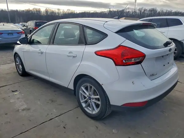 1FADP3K28HL296673 2017 FORD FOCUS - Image 2
