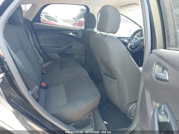 1FADP3K28HL324486 2017 FORD FOCUS - Image 8