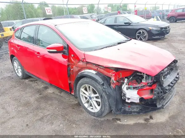 1FADP3K28HL326657 2017 FORD FOCUS - Image 1