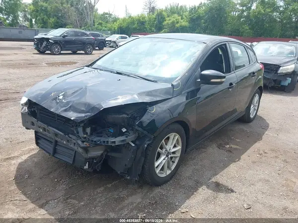 1FADP3K28HL340624 2017 FORD FOCUS - Image 2