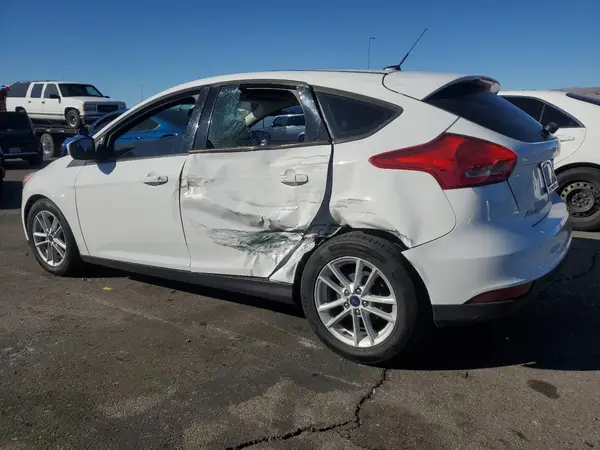 1FADP3K28HL343877 2017 FORD FOCUS - Image 2