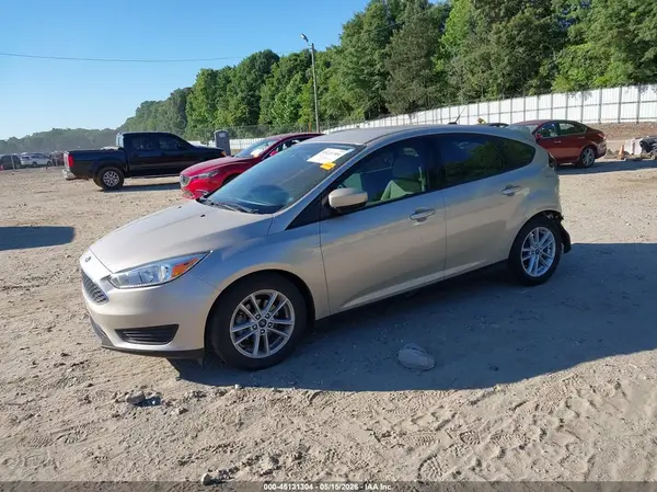 1FADP3K28JL214477 2018 FORD FOCUS - Image 2