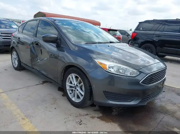 1FADP3K28JL216780 2018 FORD FOCUS - Image 1