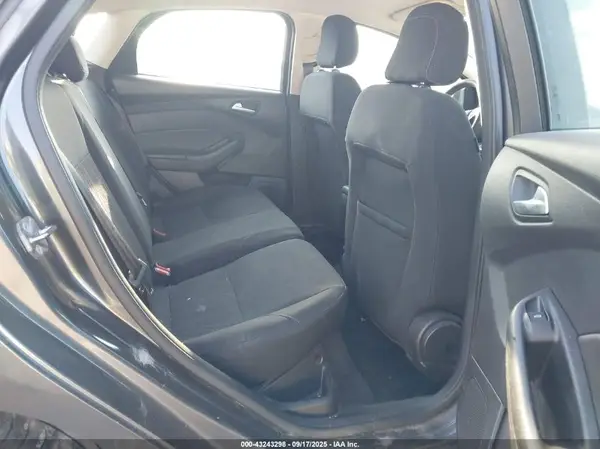 1FADP3K28JL218349 2018 FORD FOCUS - Image 8