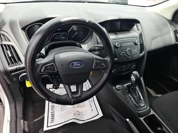 1FADP3K28JL220666 2018 FORD FOCUS - Image 2