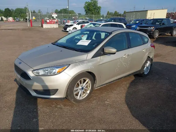 1FADP3K28JL228833 2018 FORD FOCUS - Image 2
