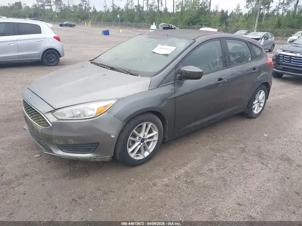 1FADP3K28JL231764 2018 FORD FOCUS - Image 2