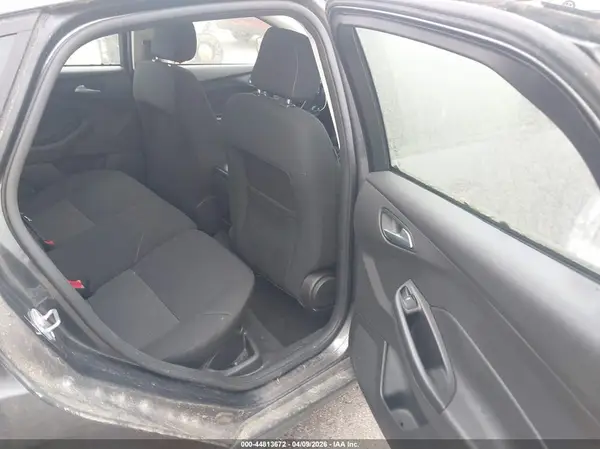 1FADP3K28JL231764 2018 FORD FOCUS - Image 8