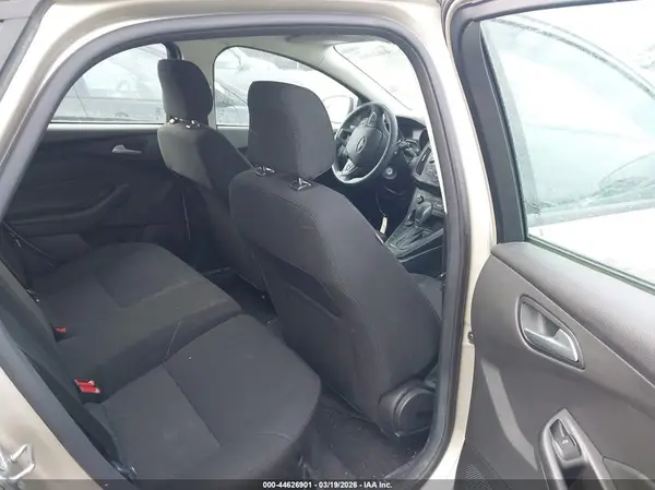1FADP3K28JL235202 2018 FORD FOCUS - Image 8