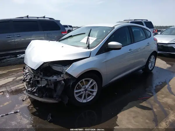1FADP3K28JL238147 2018 FORD FOCUS - Image 2