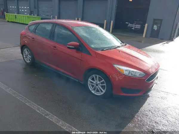 1FADP3K28JL246233 2018 FORD FOCUS - Image 1