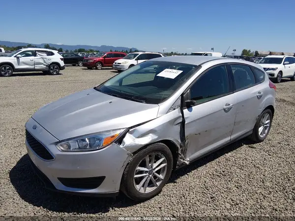 1FADP3K28JL254025 2018 FORD FOCUS - Image 2