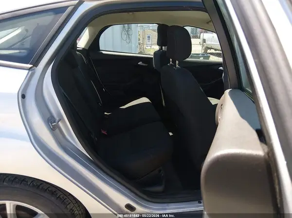 1FADP3K28JL254025 2018 FORD FOCUS - Image 8