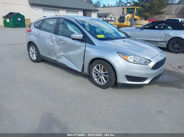1FADP3K28JL254252 2018 FORD FOCUS - Image 1