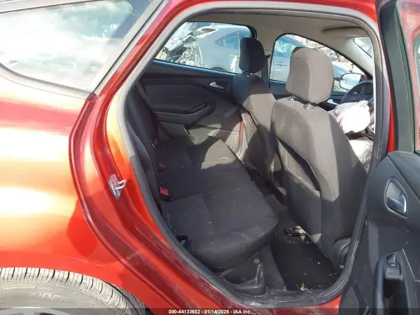 1FADP3K28JL257538 2018 FORD FOCUS - Image 8