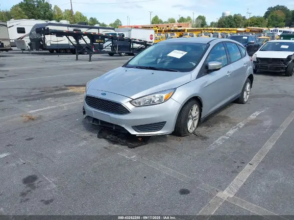 1FADP3K28JL265509 2018 FORD FOCUS - Image 2