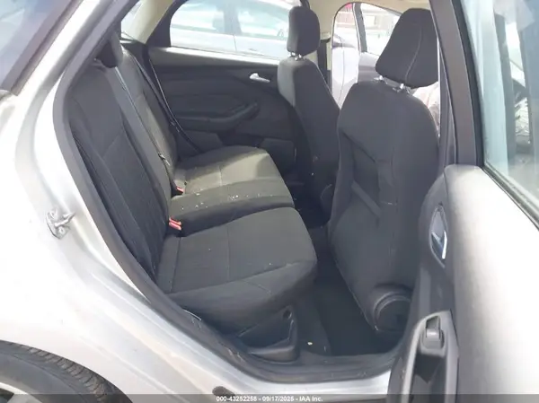 1FADP3K28JL265509 2018 FORD FOCUS - Image 8