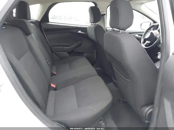 1FADP3K28JL272671 2018 FORD FOCUS - Image 8