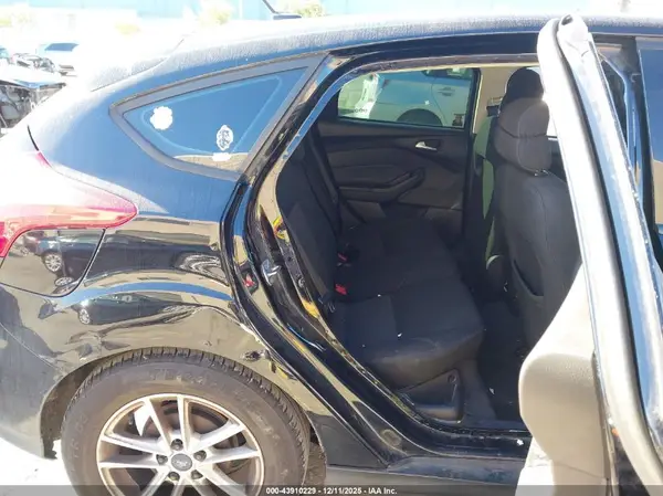 1FADP3K28JL279149 2018 FORD FOCUS - Image 8