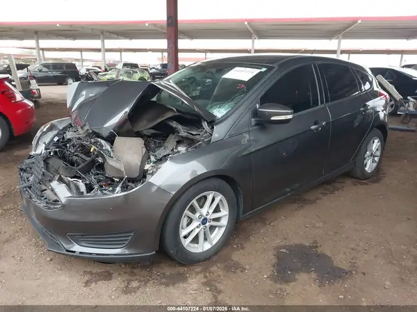 1FADP3K28JL279197 2018 FORD FOCUS - Image 2