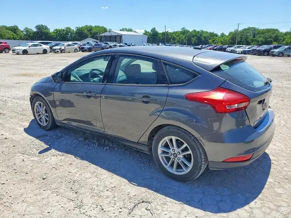 1FADP3K28JL301585 2018 FORD FOCUS - Image 2