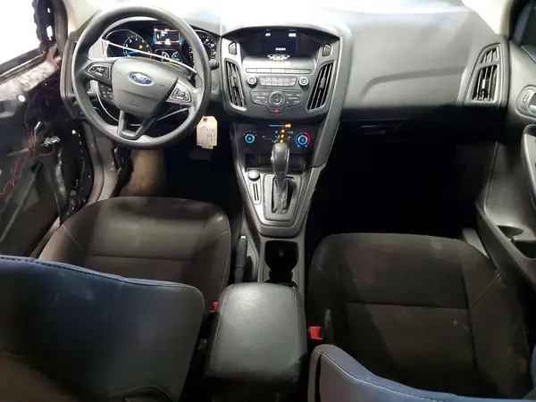 1FADP3K28JL305068 2018 FORD FOCUS - Image 8