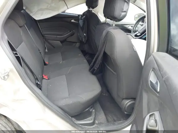 1FADP3K28JL310559 2018 FORD FOCUS - Image 8
