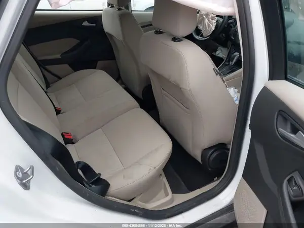 1FADP3K28JL316250 2018 FORD FOCUS - Image 8