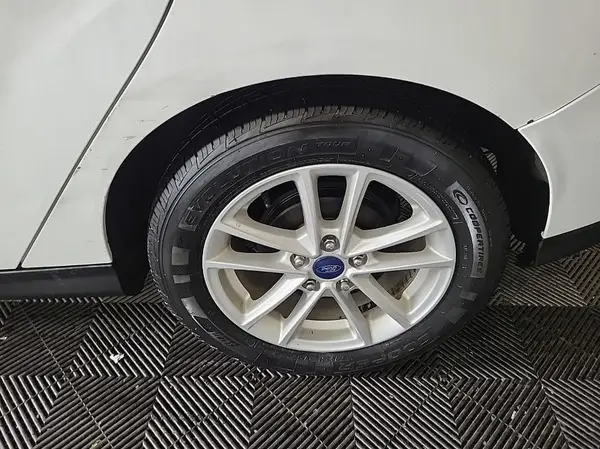 1FADP3K28JL316653 2018 FORD FOCUS - Image 2