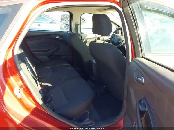 1FADP3K28JL320606 2018 FORD FOCUS - Image 8