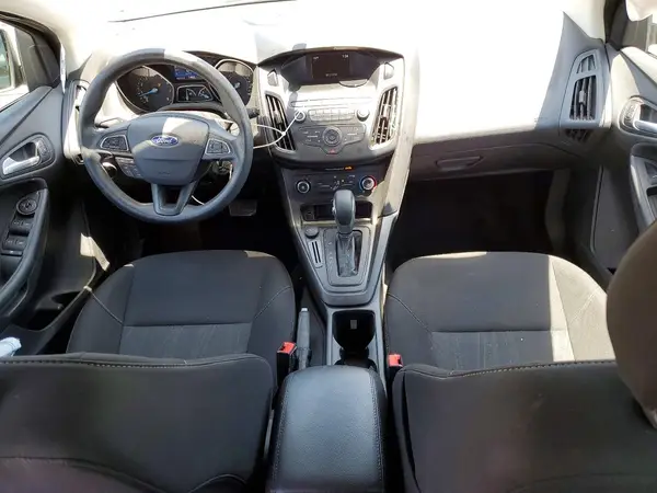 1FADP3K28JL325756 2018 FORD FOCUS - Image 8