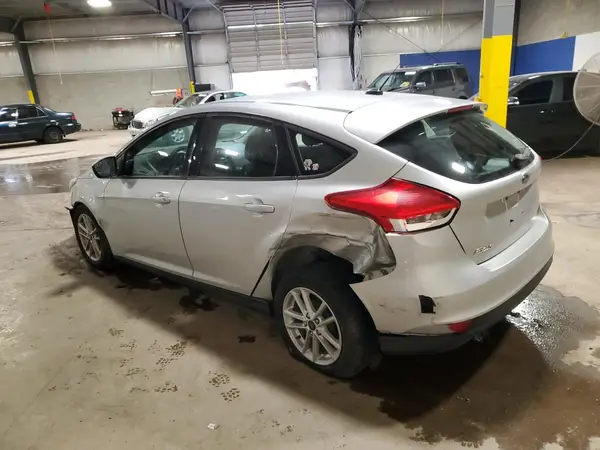 1FADP3K28JL327054 2018 FORD FOCUS - Image 2