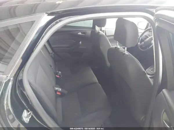 1FADP3K29GL210933 2016 FORD FOCUS - Image 8