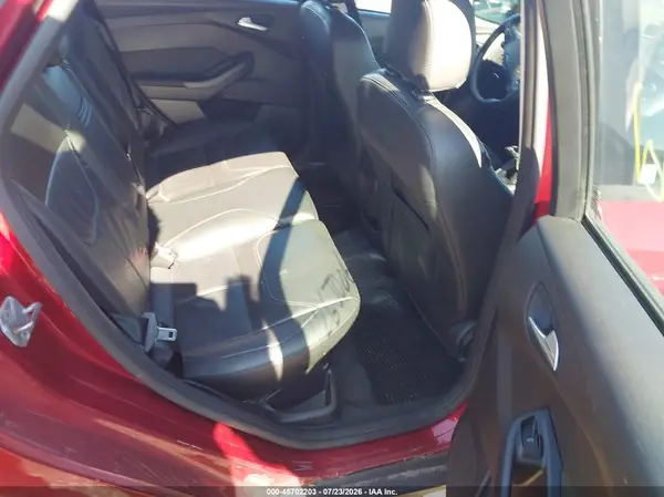 1FADP3K29GL240630 2016 FORD FOCUS - Image 8