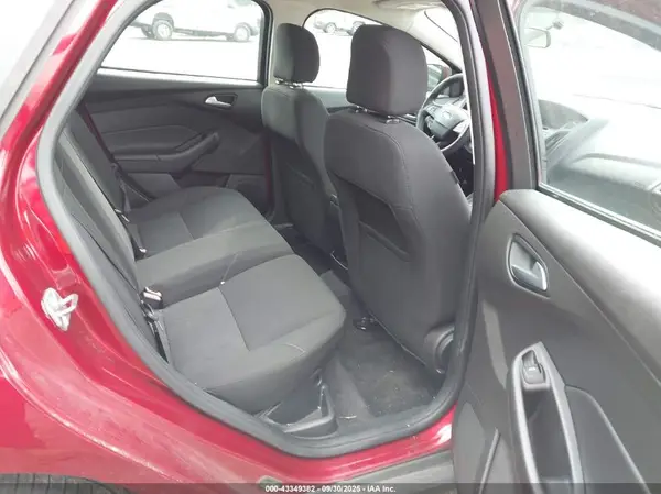 1FADP3K29GL240949 2016 FORD FOCUS - Image 8