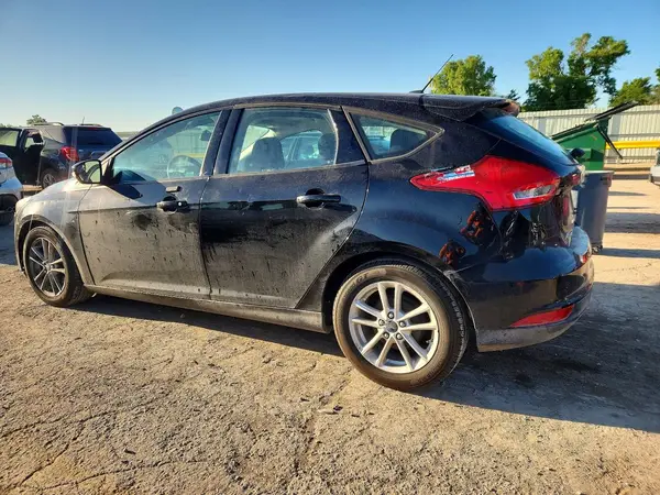 1FADP3K29GL258187 2016 FORD FOCUS - Image 2