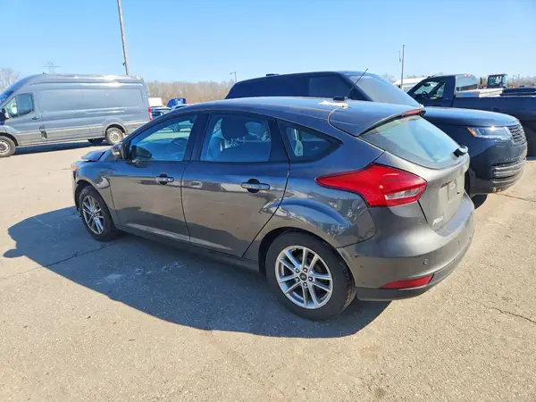 1FADP3K29GL260943 2016 FORD FOCUS - Image 2