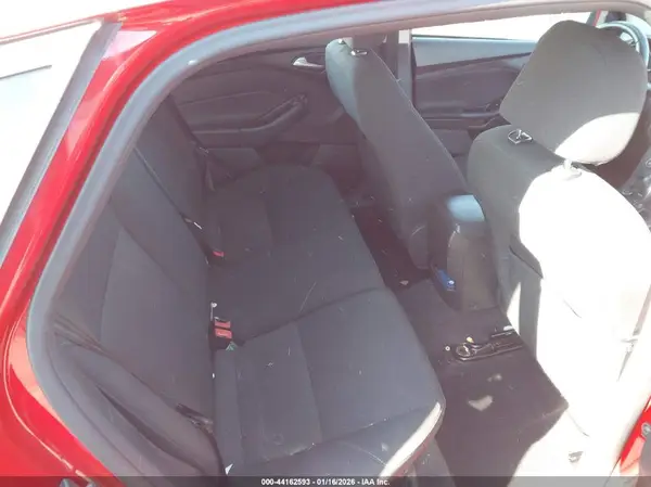 1FADP3K29GL261350 2016 FORD FOCUS - Image 8