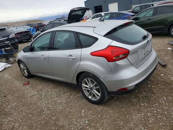 1FADP3K29GL268900 2016 FORD FOCUS - Image 2