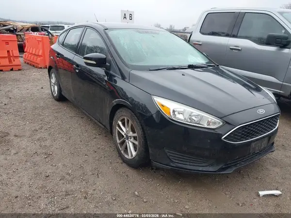 1FADP3K29GL271117 2016 FORD FOCUS - Image 1