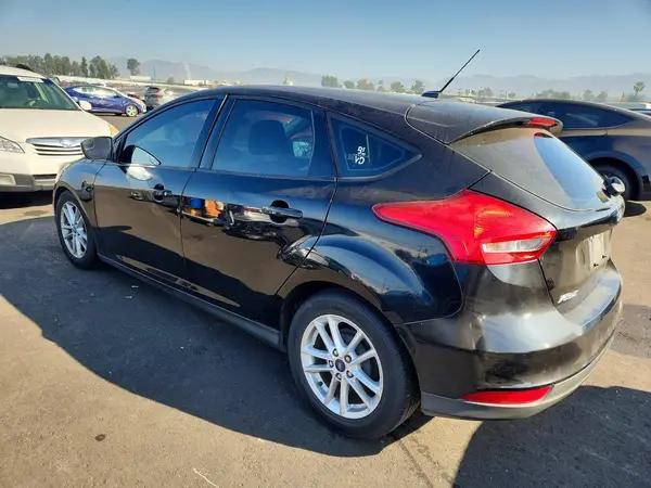 1FADP3K29GL271232 2016 FORD FOCUS - Image 2