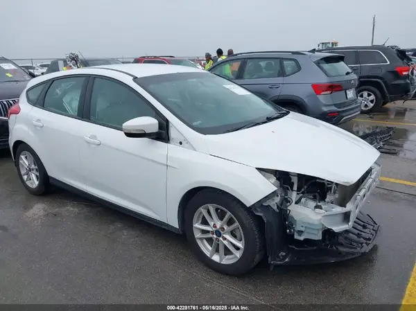 1FADP3K29GL298155 2016 FORD FOCUS - Image 1