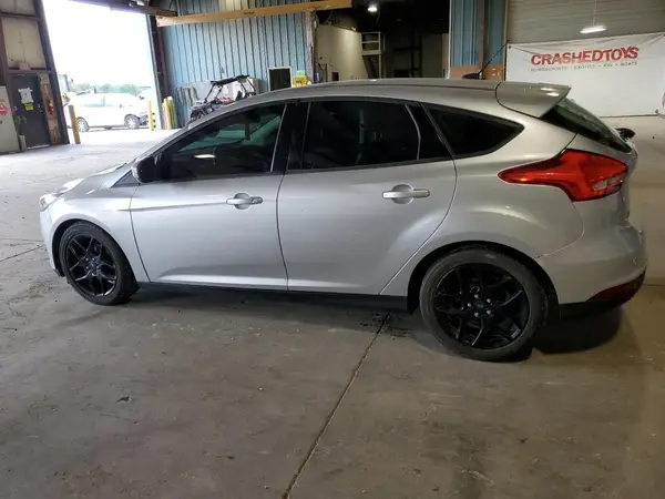 1FADP3K29GL302592 2016 FORD FOCUS - Image 2