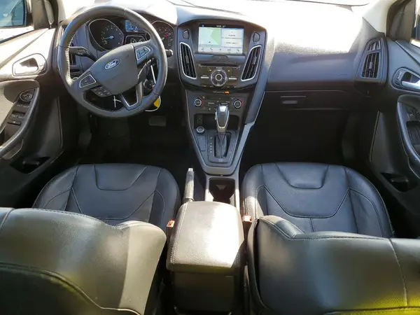 1FADP3K29GL304035 2016 FORD FOCUS - Image 8
